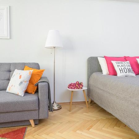 Bright And Modern Apartment In The Heart Of The Old And New Town Warsaw Exterior photo